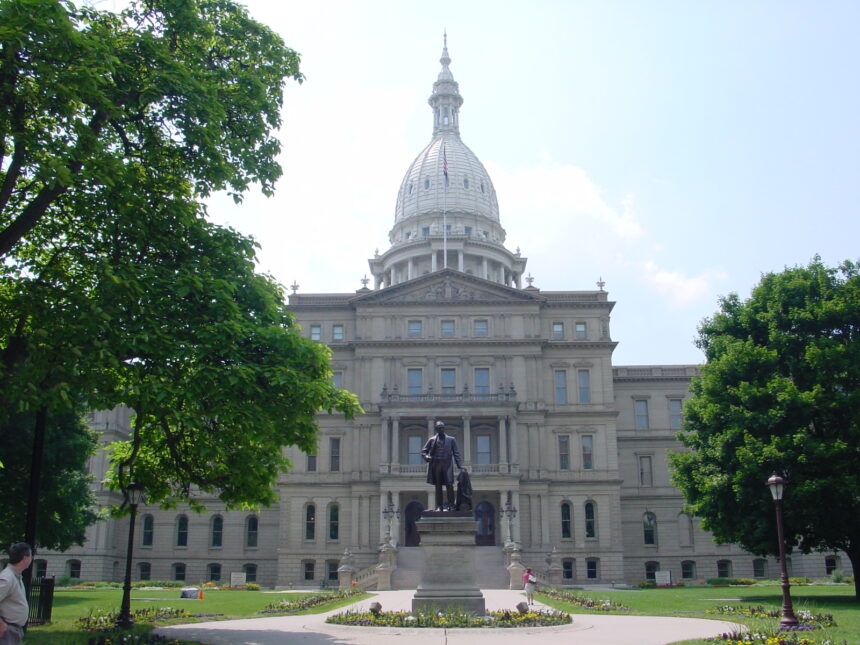 8238395413_271c015b44_o Democrats aim to repeal Michigan’s “right-to-work” law