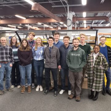 Physics students take first field trip to Thorlabs Optics Facility