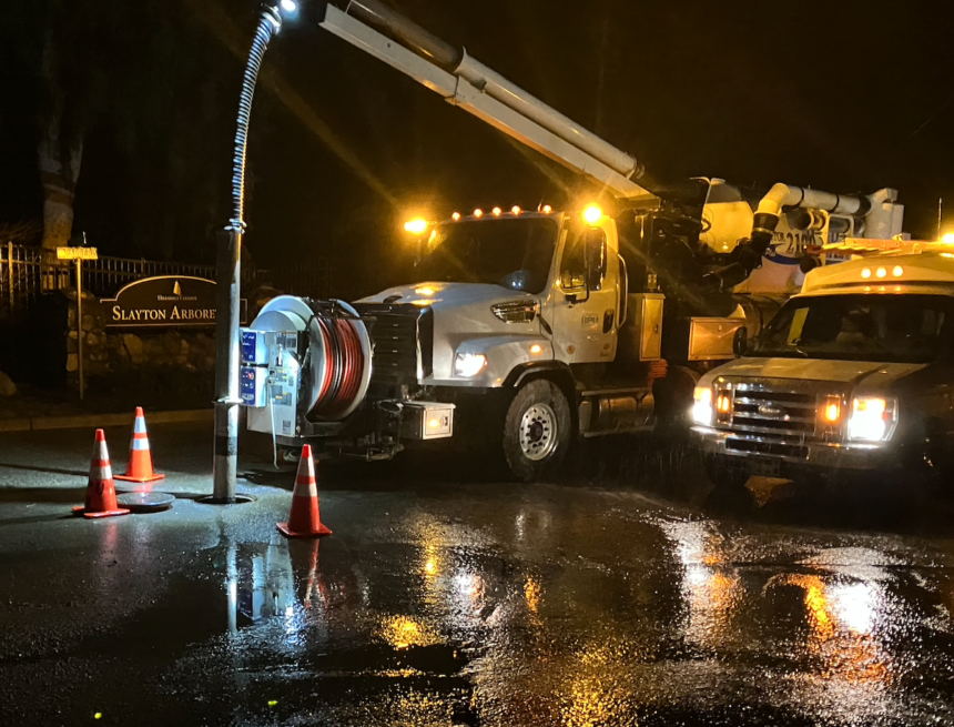 City responds to power outage after cell service returns