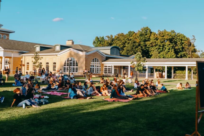 Hillsdale’s two degrees of separation: Applied Math Club studies social connections on campus