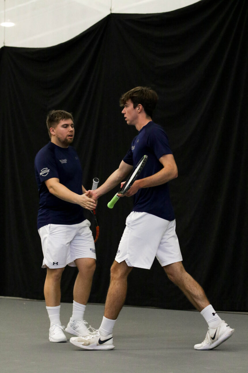 Hillsdale grabs wins in back-to-back matches, improves 8-2