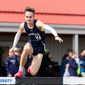 Men’s team takes fourth at Cedarville