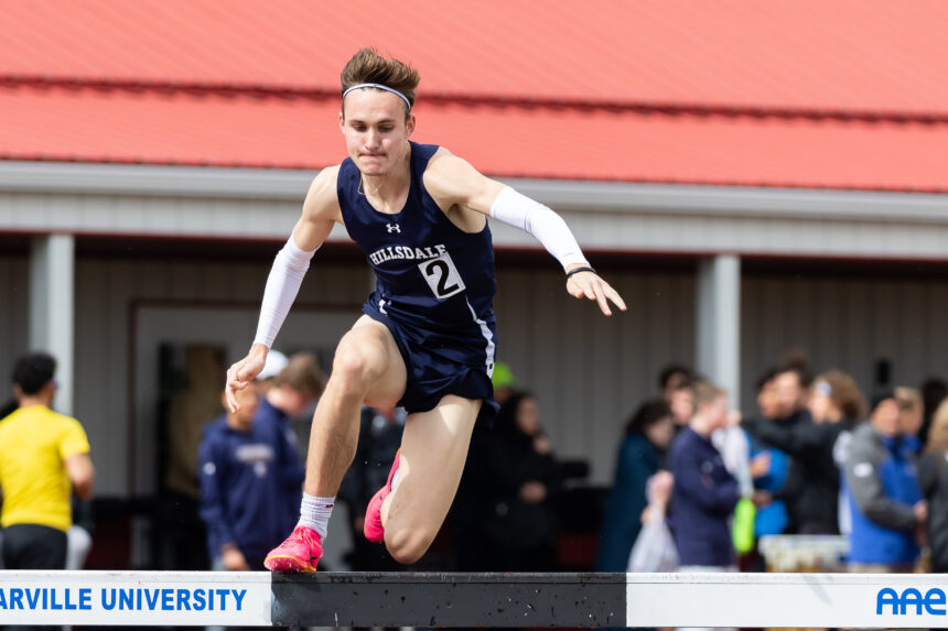 Men’s team takes fourth at Cedarville