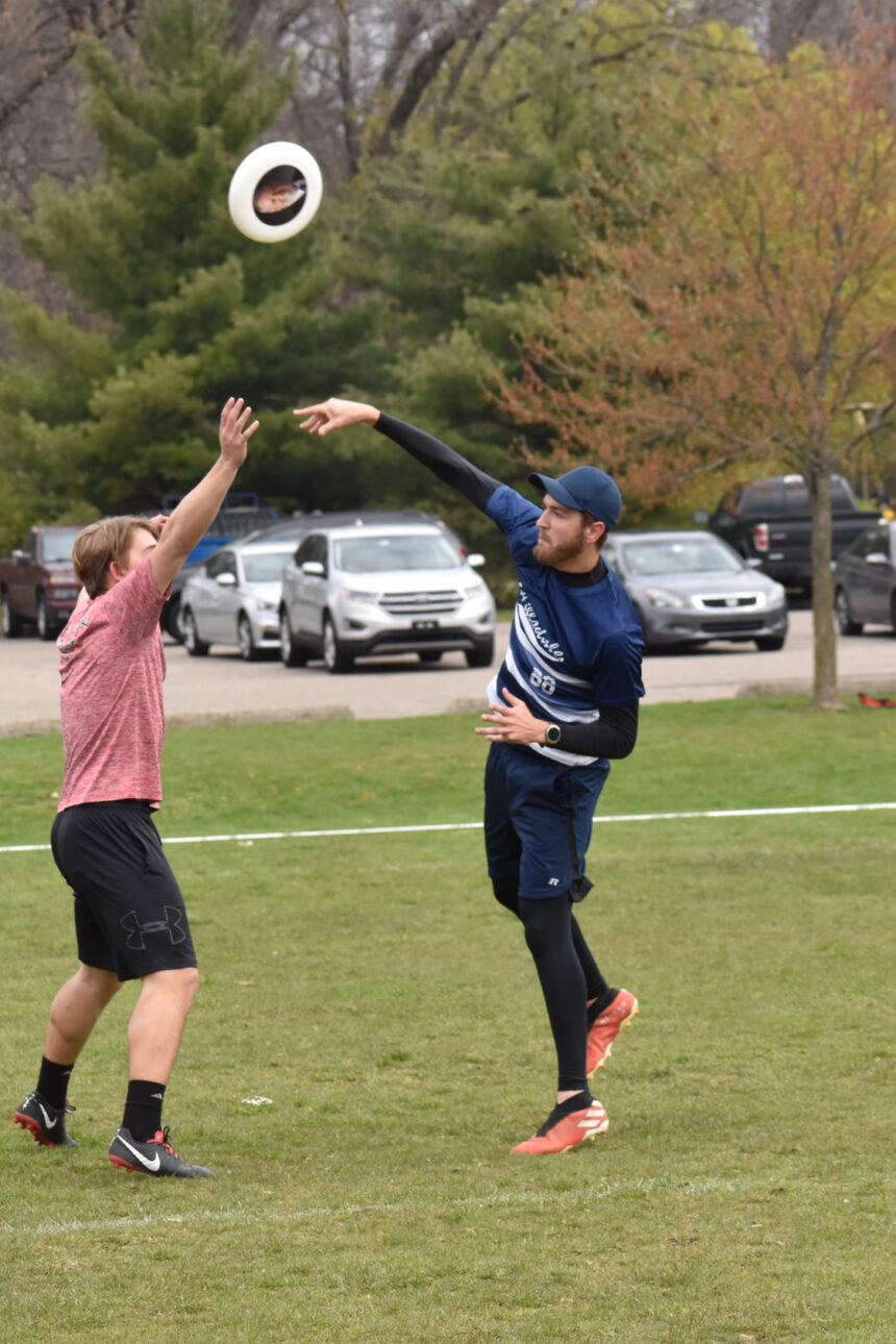 Hillsdale ultimate frisbee earns club sport status