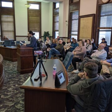 Mayor refuses to remove Paladino from library board