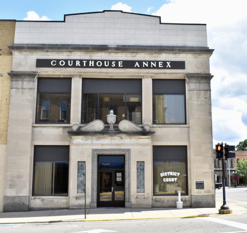 Council approves courthouse annex purchase