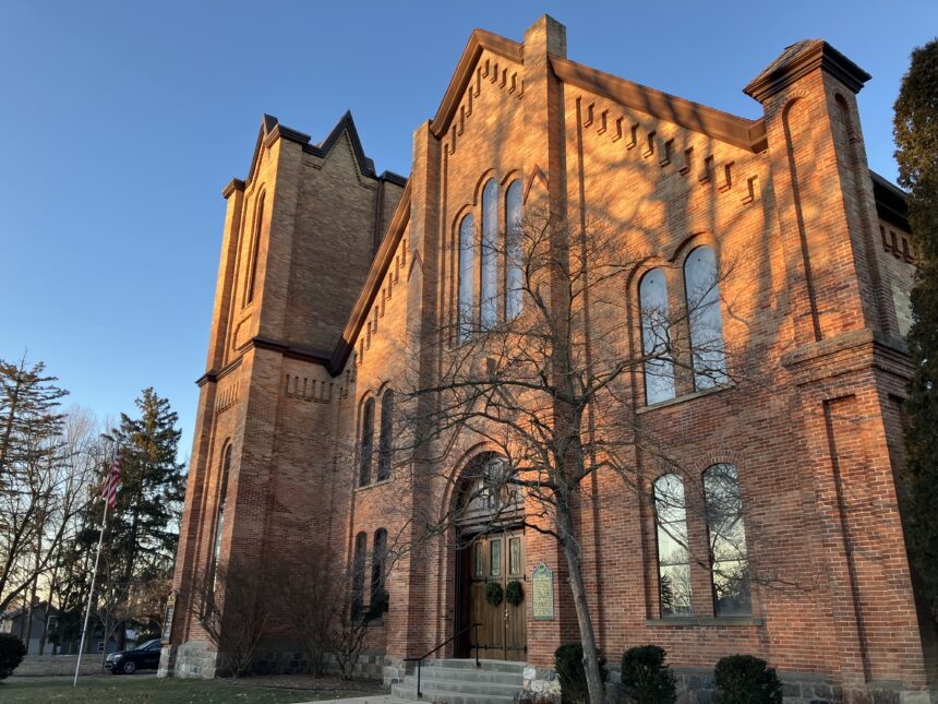 College Baptist plans piano recital