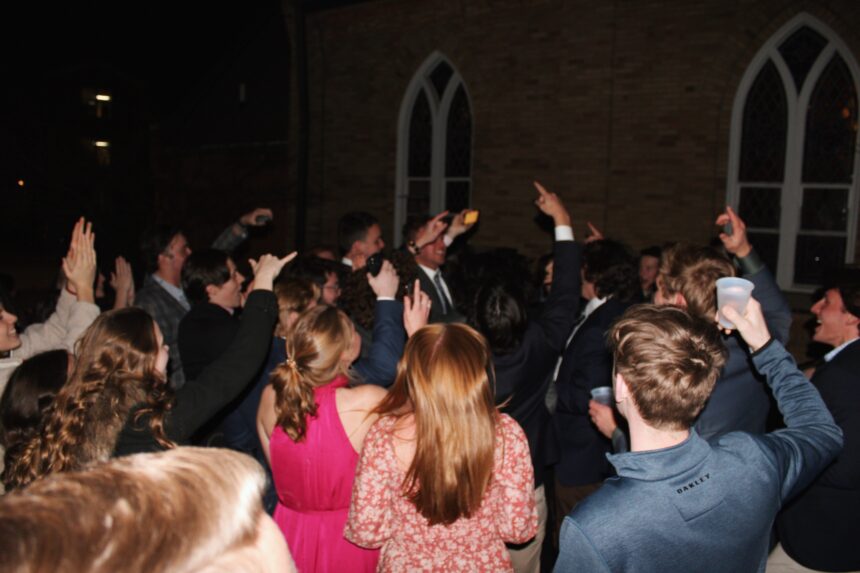 Feeding of the 500: St. Anthony’s midnight ‘Greek Feast’