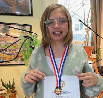 Girl sets world record for largest feet in age group