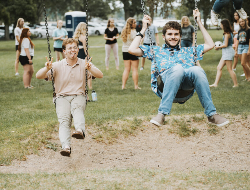 Baw Beese BBQ caps off first week of classes