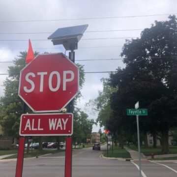 New four-way stop at North West and Fayette intersection