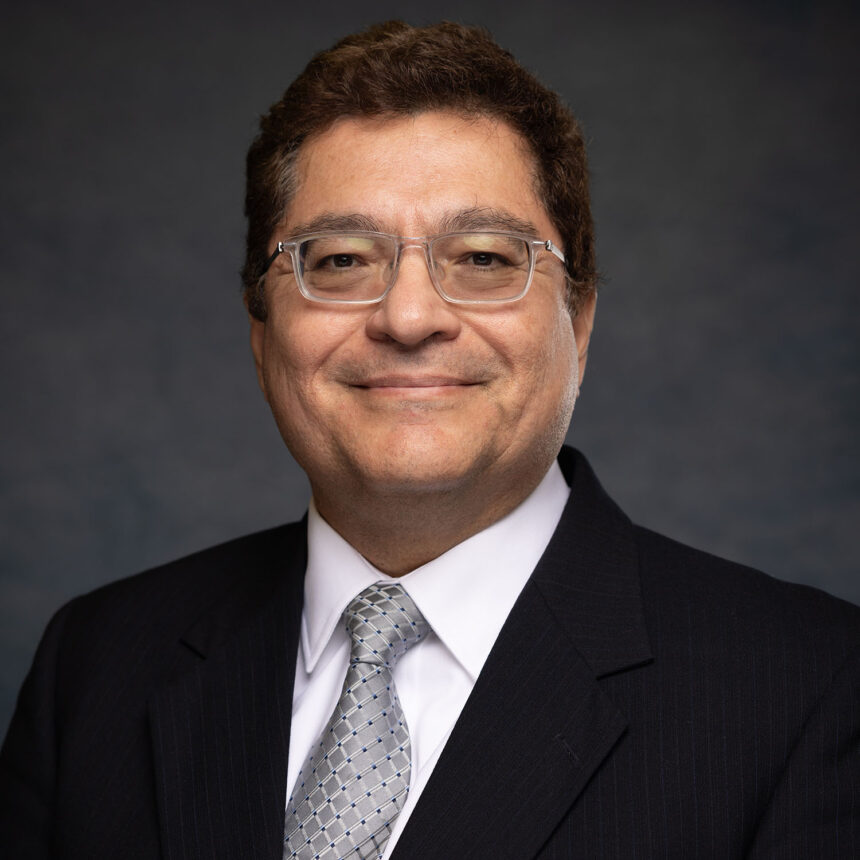 Ronald Rivas joins Hillsdale College faculty as economics professor