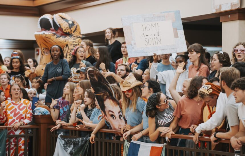 Kappa keeps lead midway through homecoming