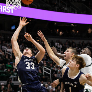 Hillsdale opens season with MSU exhibition