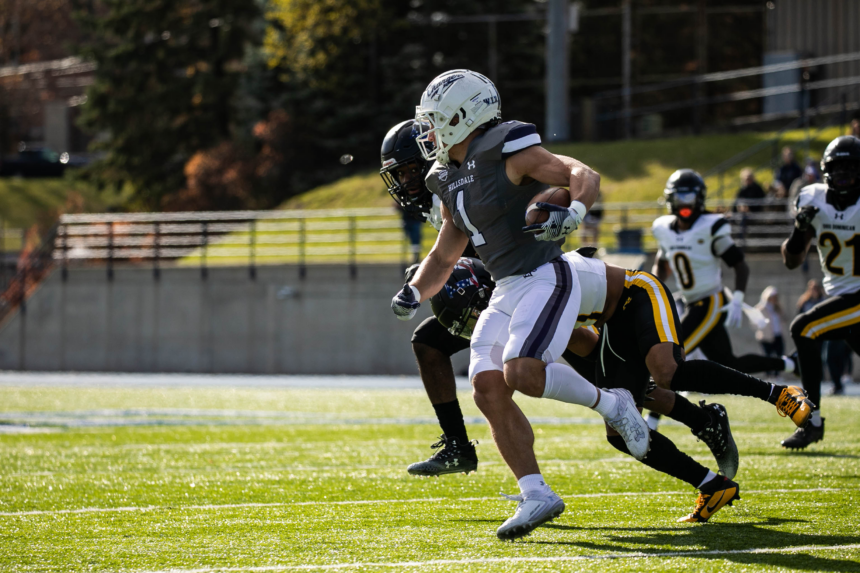 Herzog, Chargers cap season with five-game win streak