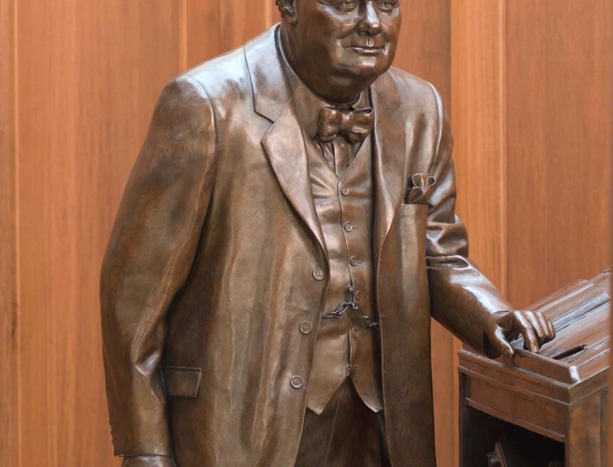Students, faculty, Winston Churchill bond over cigars