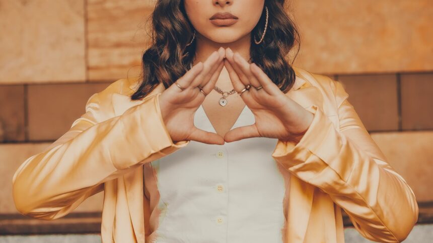 Professor of history speaks on conspiracy theories