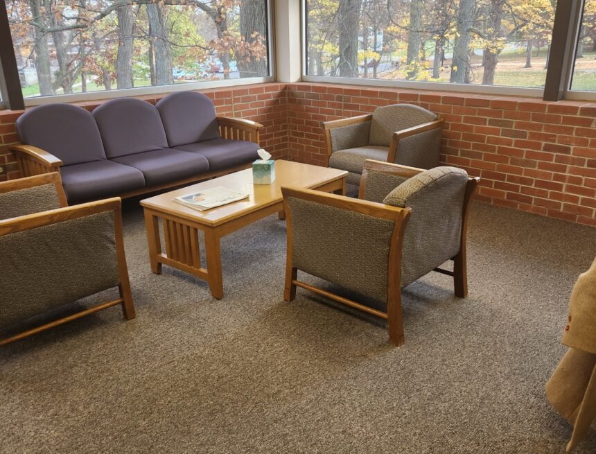 Mossey Library updates furniture over fall break