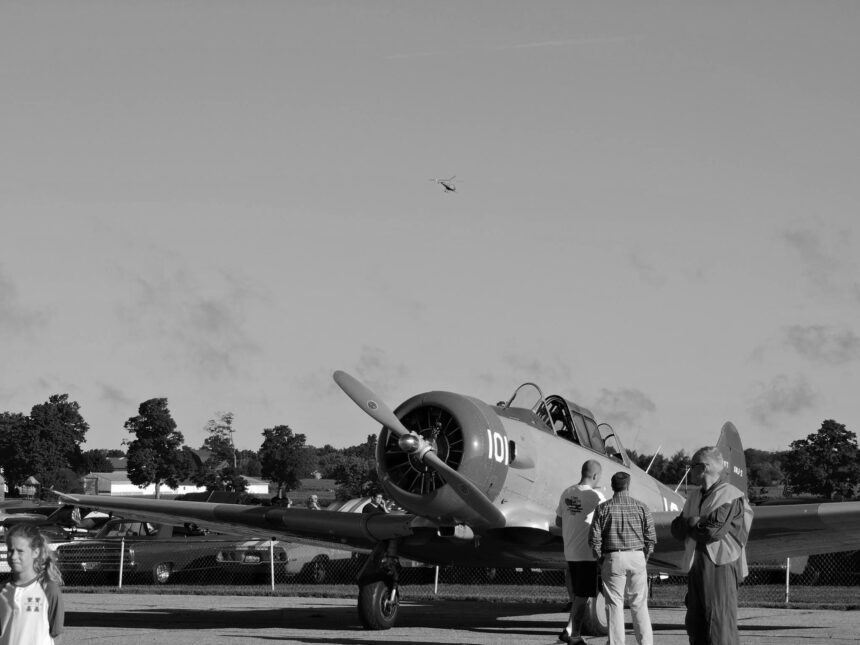 Hillsdale airport to open flight school