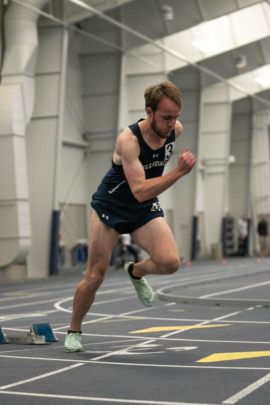 Dobrowlski, Haas earn qualifying marks at GVSU, Tiffin University