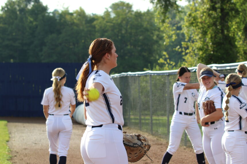 Hillsdale drops four of five in indoor tournament