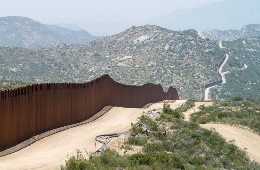 Democrats should capitalize on border crisis
