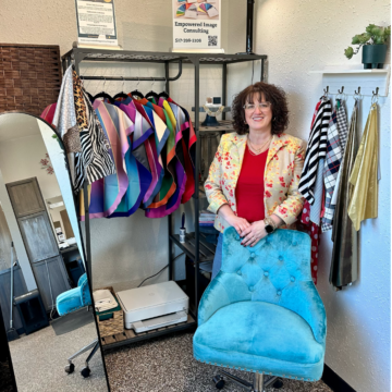 New business to offer color analysis, style expertise