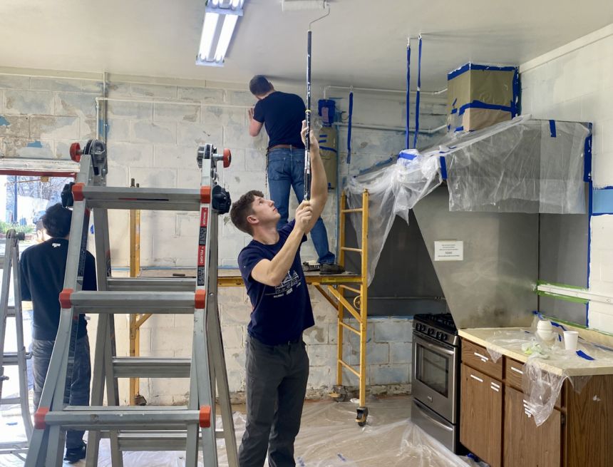 Students spend spring break serving local communities