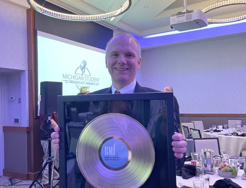 Hillsdale radio nabs station of the year, Collegian students win in multiple categories