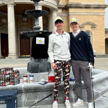 Students host final statue golf tournament before construction on the quad begins