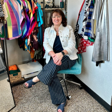 Beauty consultant to partner with local shops