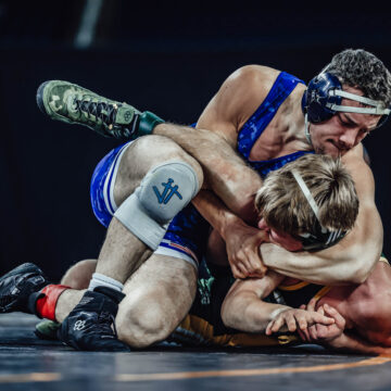 Petersen brothers take second, fifth at wrestling state championships