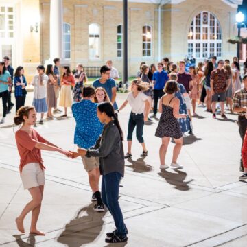 Hillsdating has its time and place