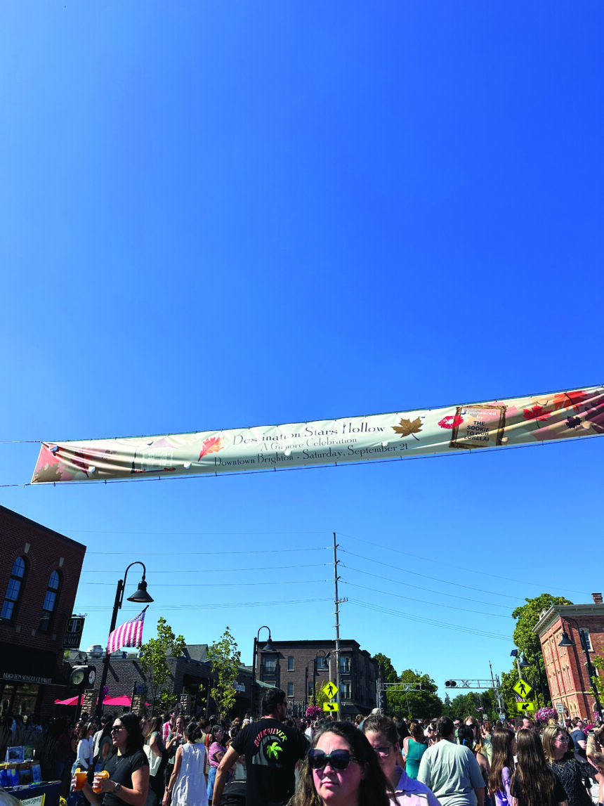 Thousands flock to Michigan town for ‘Destination Stars Hollow’ experience