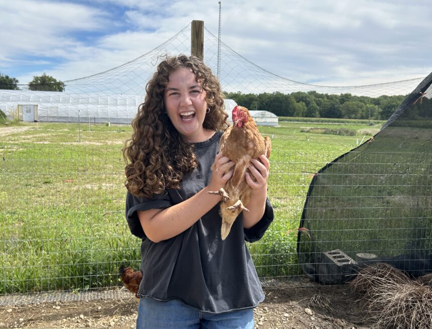 Students get their hands dirty at Hillsdale Homestead