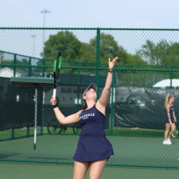 Chargers Open with Performances at Invitational