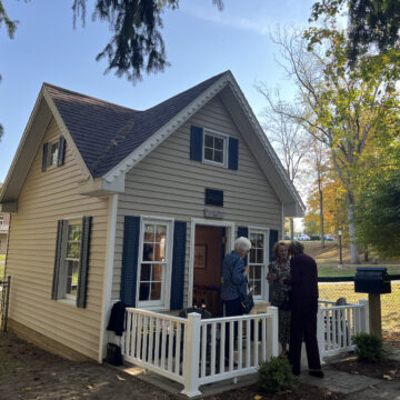 Mary Randall rededicates playhouse after 25 years