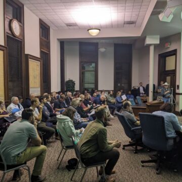 Council rejects bid to extend city manager’s contract to 2032