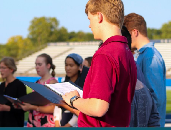 The Hillsdale College Hymn Singing Club performs the hymn "Amazing Grace" for fighterfighters on 9/11 Courtesy | Instagram