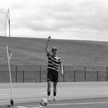 Barton makes the switch from free kicks to field goals