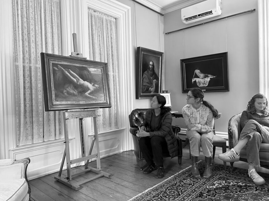 Alumnus hosts ‘Food and Art’ for the 1844 Society