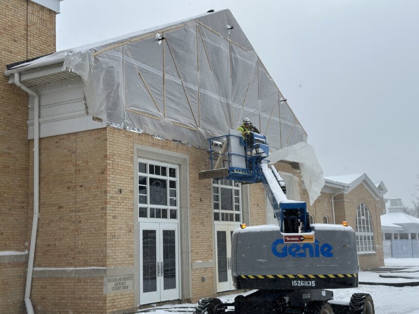 Union facade construction begins