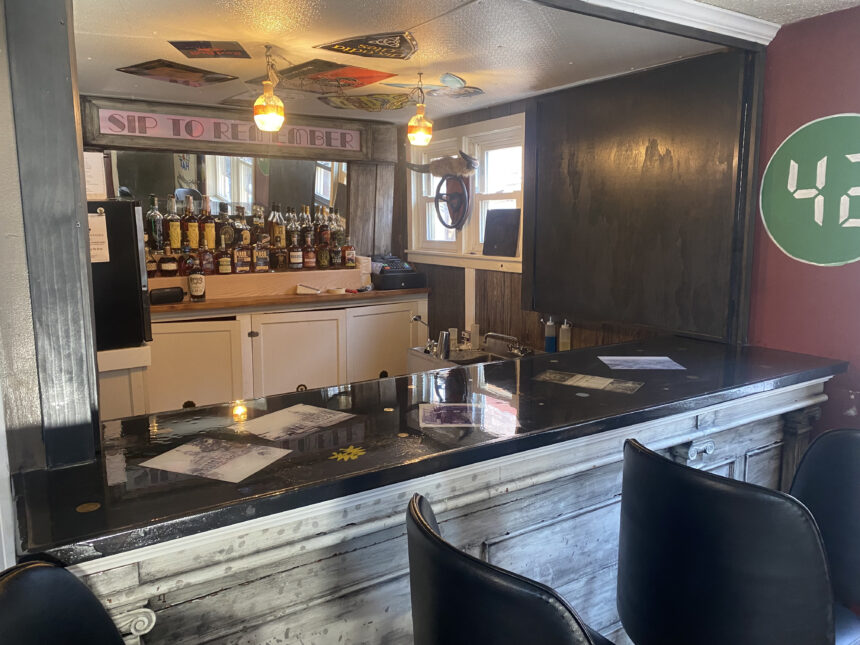 Pub & Grub unveils new bourbon bar Pub & Grub unveils new bourbon bar