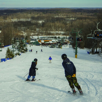 Après-ski: Students shred at annual SAB day trip