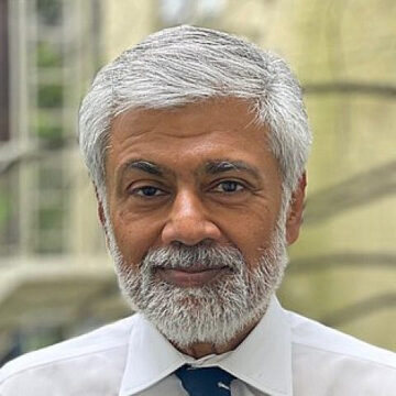 Pulliam fellow speaks on India