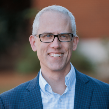 DeYoung speaks on importance of having children