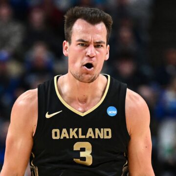 Documentary class to premiere films on Hillsdale sports legends