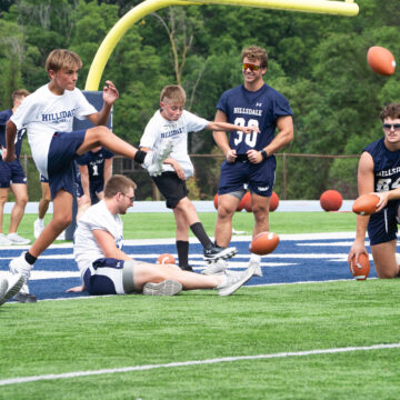 Chargers aim for third-straight winning season