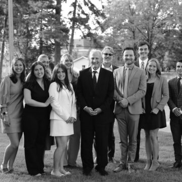 Alumnus receives award from Hillsdale Federalist Society