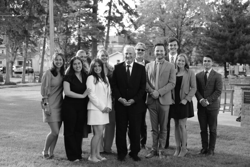 Alumnus receives award from Hillsdale Federalist Society